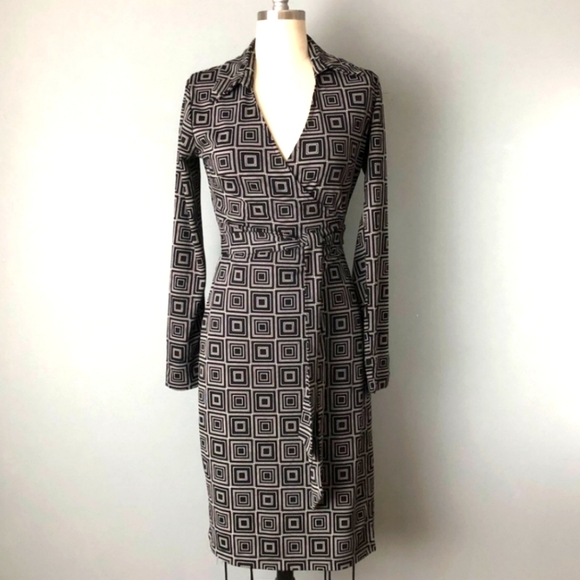 EXPRESS Wrap Dress - Picture 1 of 4